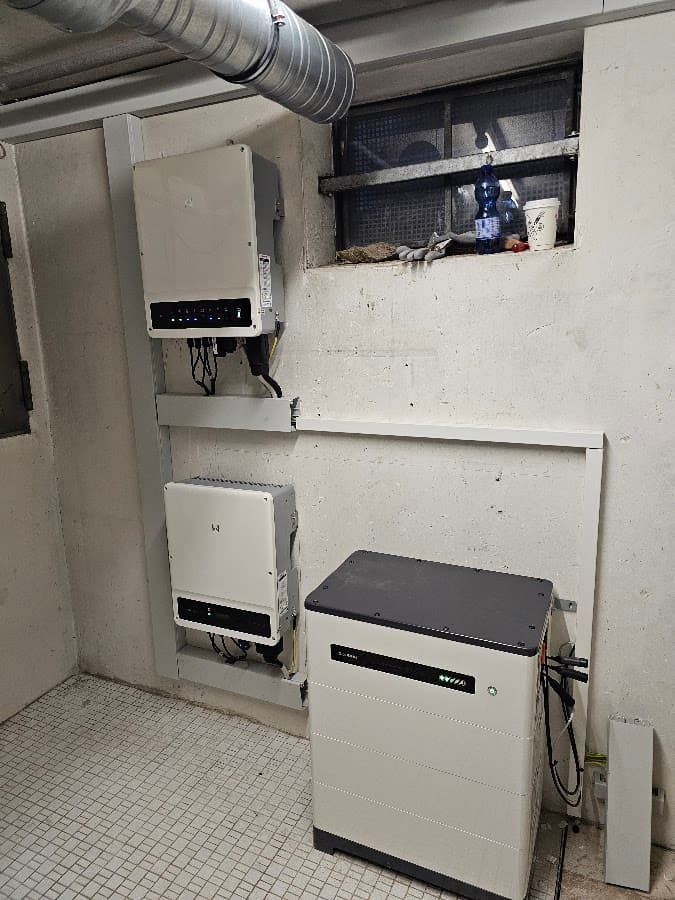 Dach und PV-Anlage: Wann muss ich vor Solar sanieren?