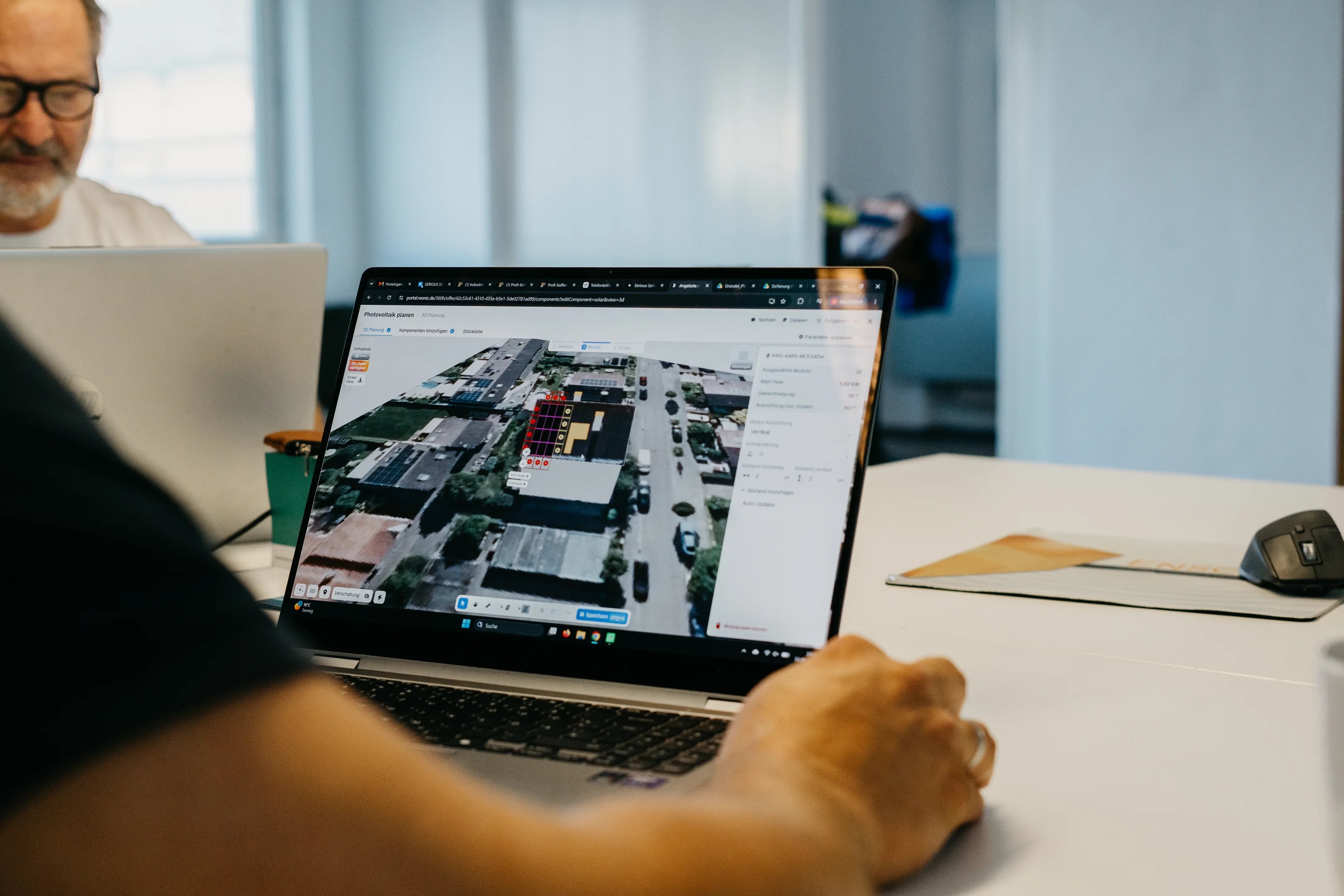 Dachbelegung einer Gewerbehalle in der Planungssoftware
